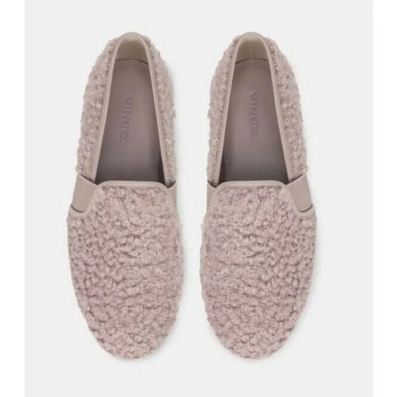 VINCE sz. 8M Shearling Fuzzy Blair Slip On Sneaker Flats Pink Faux Fur Leather - Picture 3 of 12
